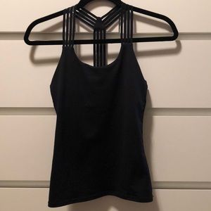 Alo Yoga tank